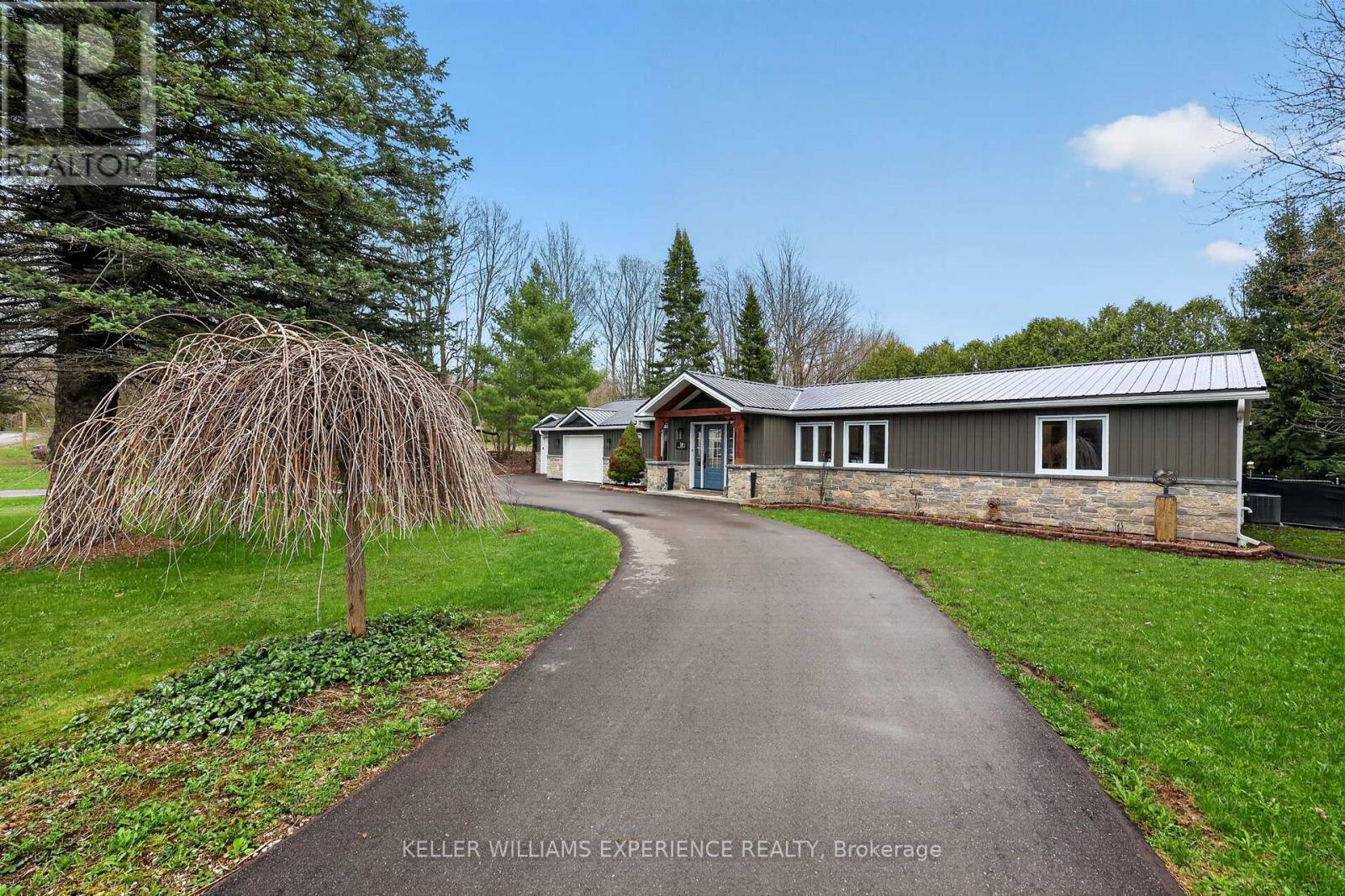 182 Canrobert Street, Grey Highlands, Ontario  N0C 1E0 - Photo 3 - X13071394