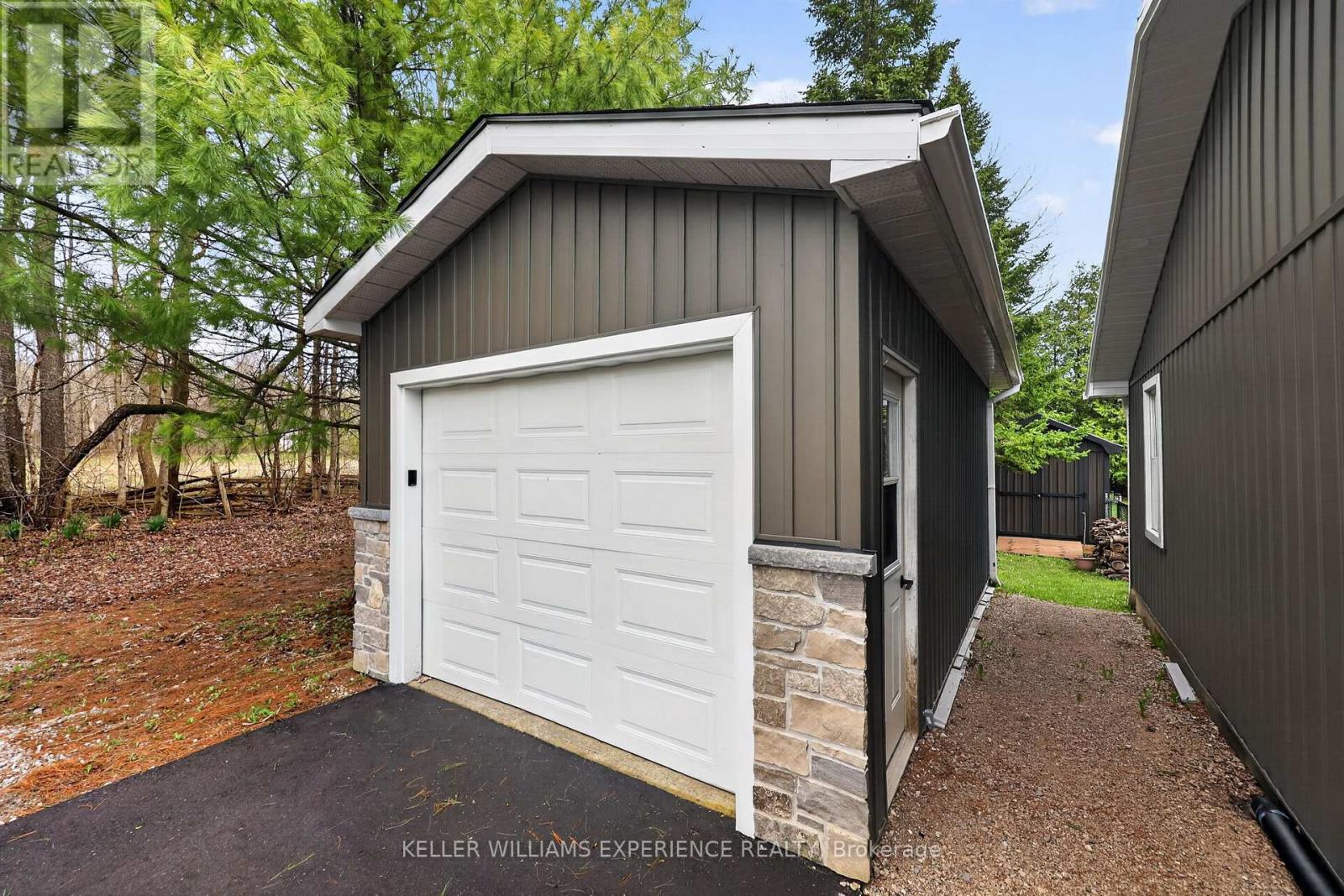 182 Canrobert Street, Grey Highlands, Ontario  N0C 1E0 - Photo 34 - X13071394
