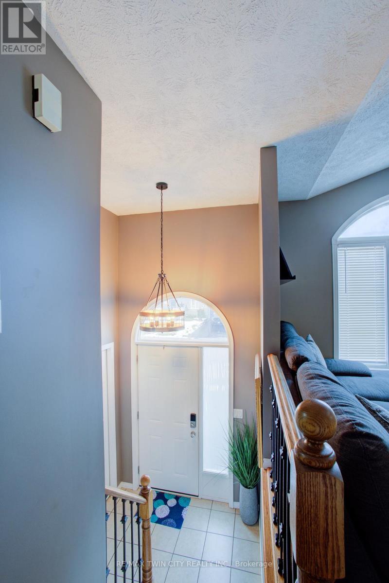 647 Kennard Crescent, Kincardine, Ontario  N2Z 1T4 - Photo 23 - X13071444