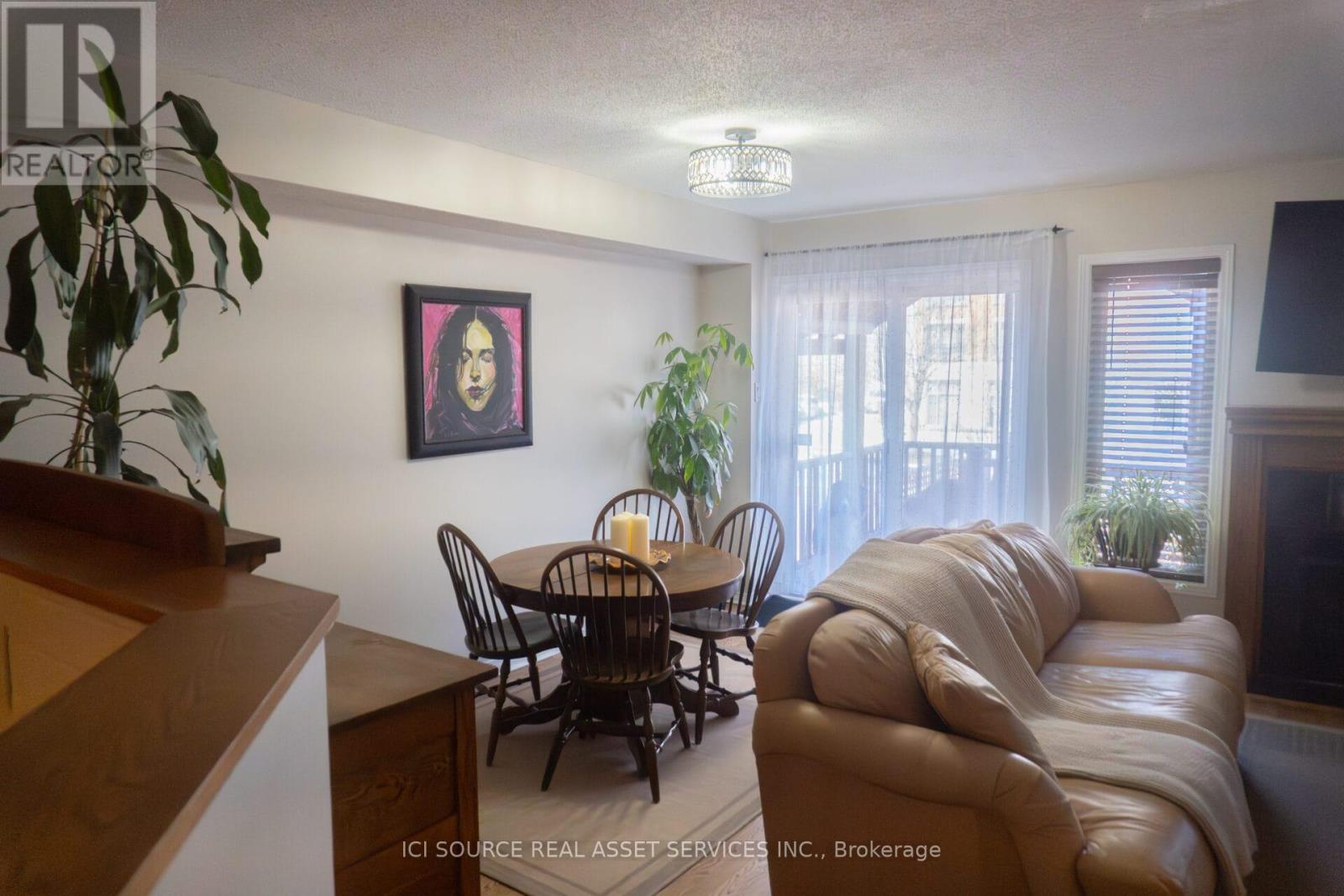 11 Great Oak Private, Ottawa, Ontario  K1G 6P7 - Photo 6 - X13071470
