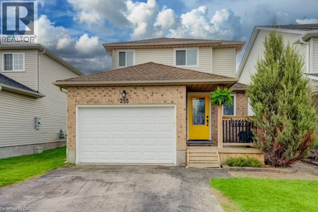 255 Highbrook Crescent, Kitchener, Ontario  N2E 3P6 - Photo 1 - 40826133