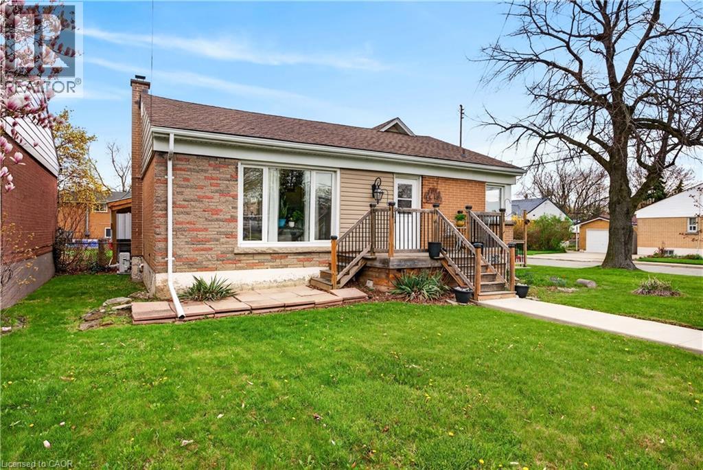 380 East 37th Street, Hamilton, Ontario  L8V 4B8 - Photo 4 - 40824601