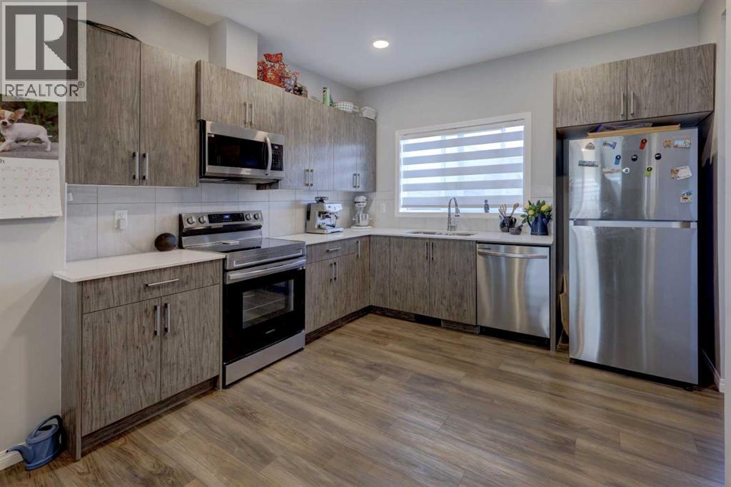 211 Chinook Gate Boulevard SW, Airdrie, Alberta  T4B 5J4 - Photo 9 - A2295194