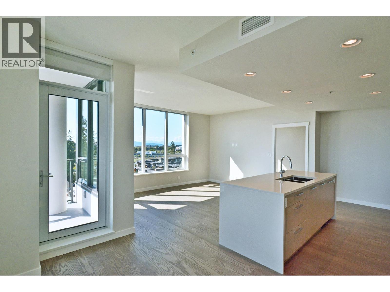 1310 3533 Ross Drive, Vancouver, British Columbia  V6S 0L3 - Photo 5 - R3118218