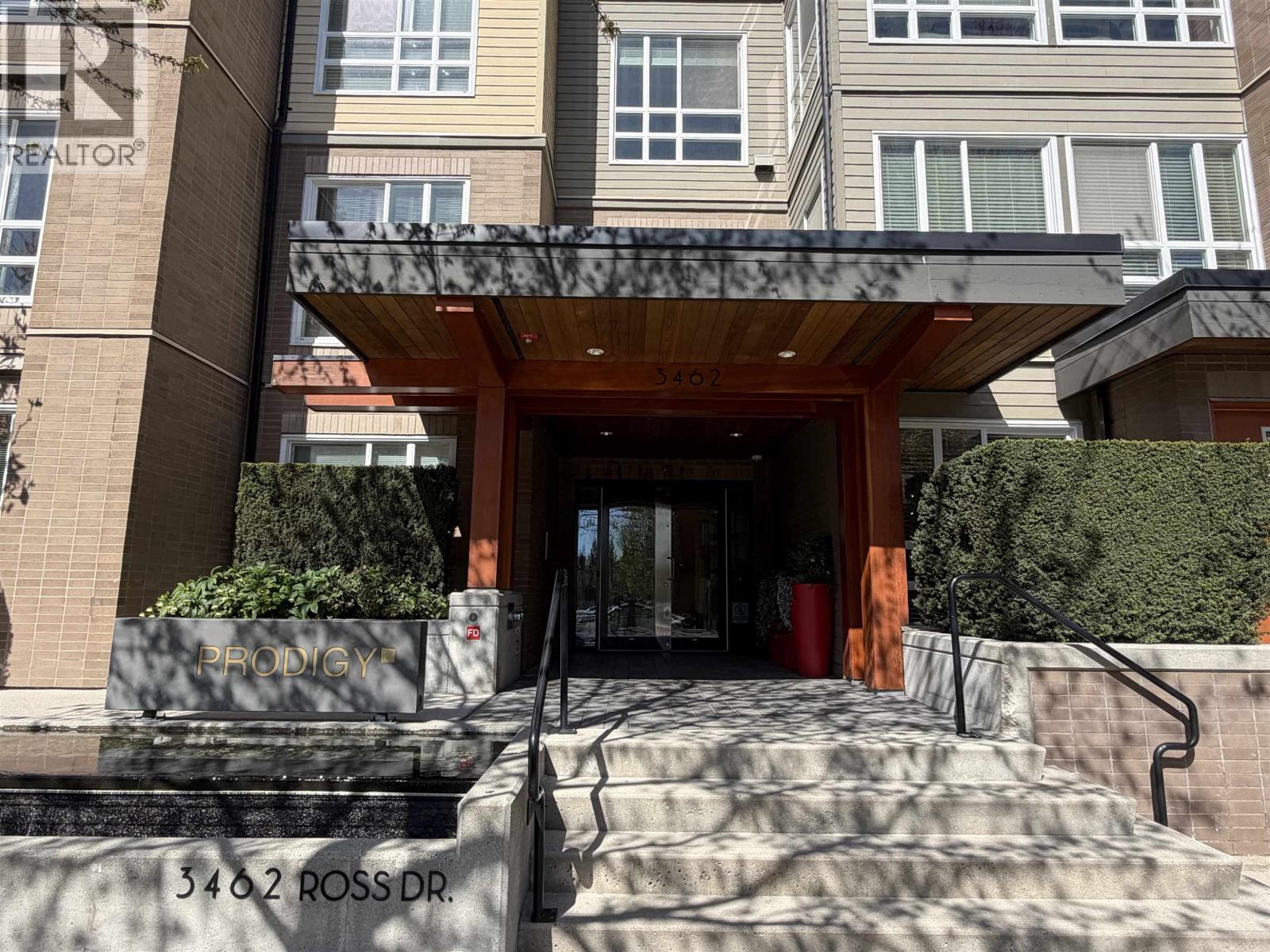 310 3462 Ross Drive, Vancouver, British Columbia  V6S 0H6 - Photo 3 - R3118239