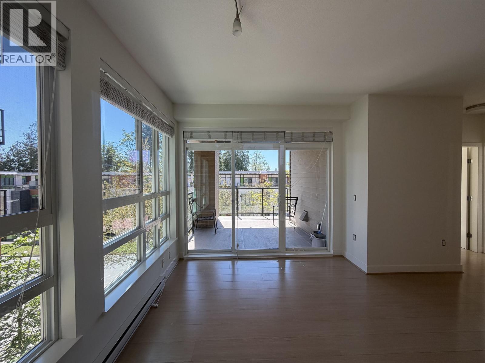 310 3462 Ross Drive, Vancouver, British Columbia  V6S 0H6 - Photo 8 - R3118239
