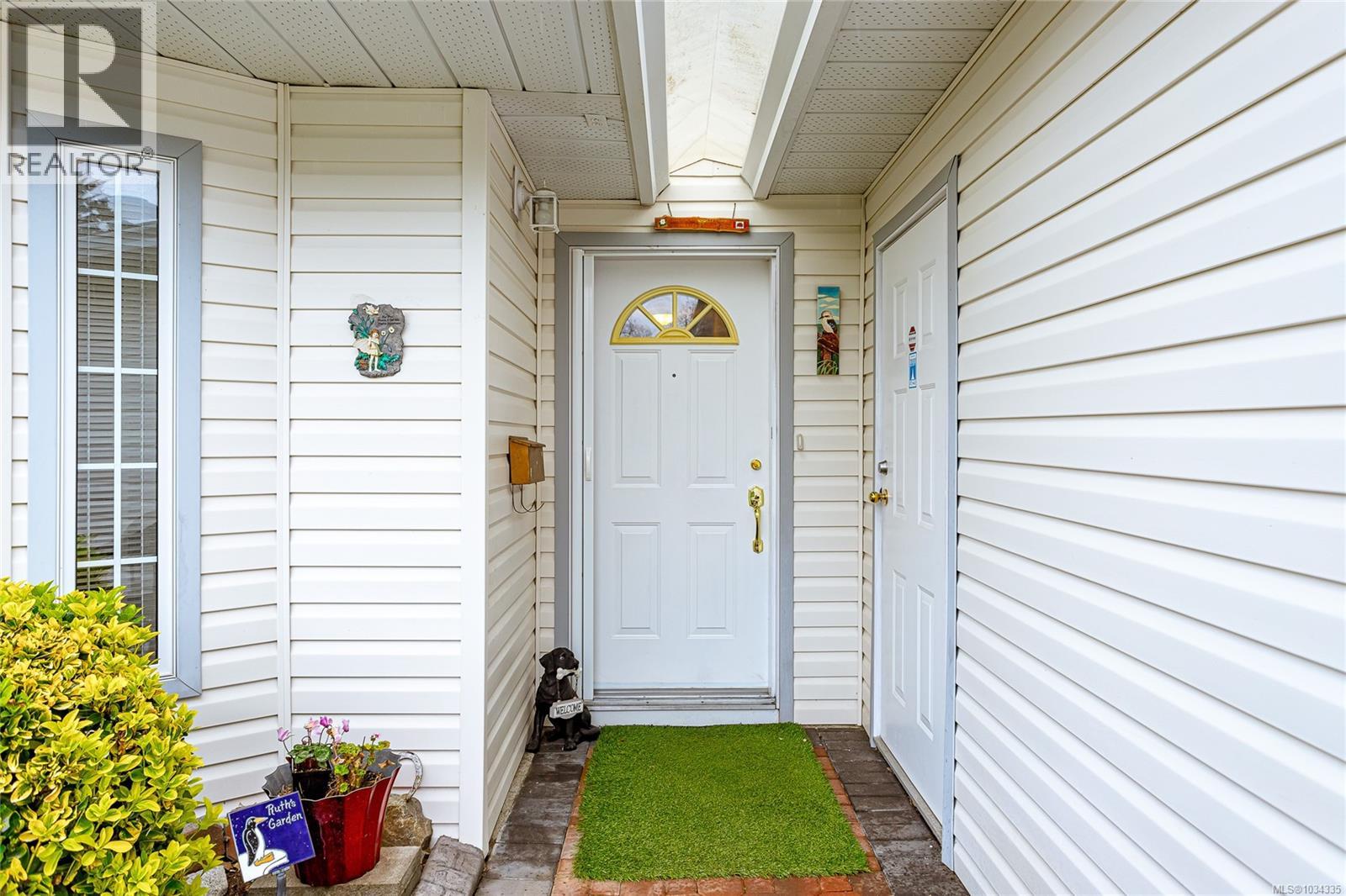 44 Eagle Lane, View Royal, British Columbia  V9A 7M2 - Photo 3 - 1034335