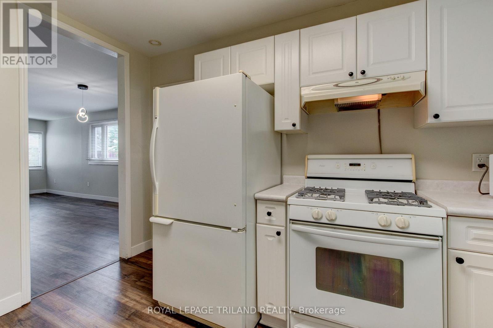 210 Emery Street E, London South, Ontario  N6C 2E2 - Photo 18 - X13071616