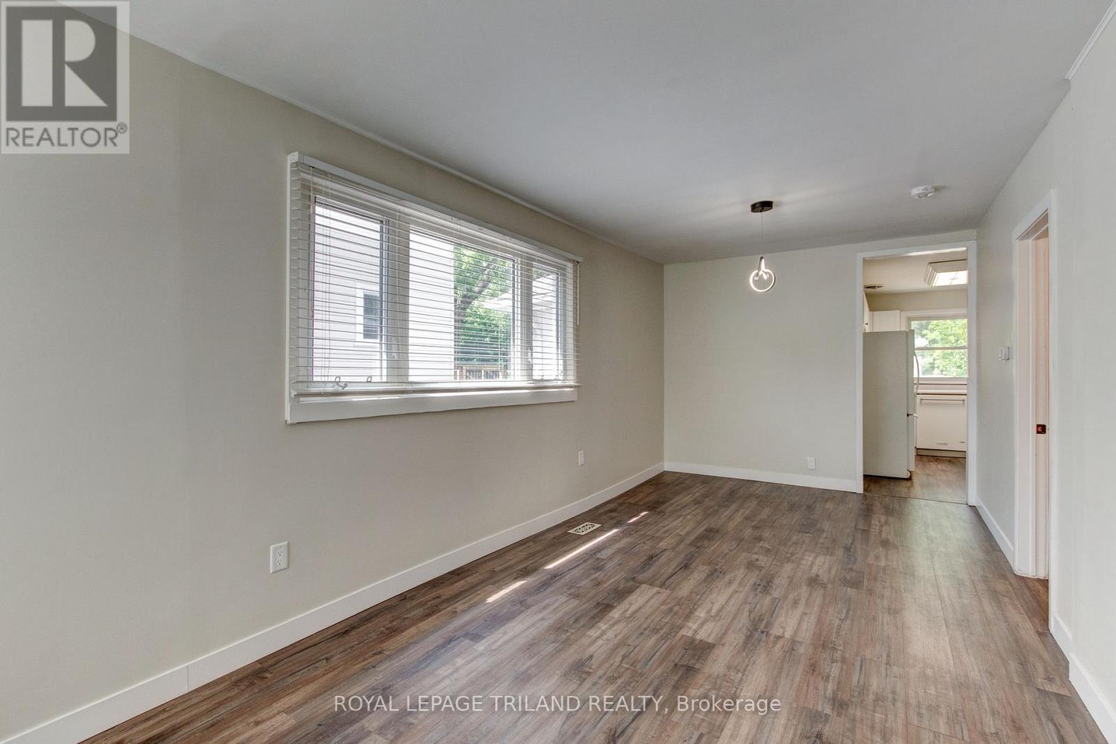 210 Emery Street E, London South, Ontario  N6C 2E2 - Photo 6 - X13071616