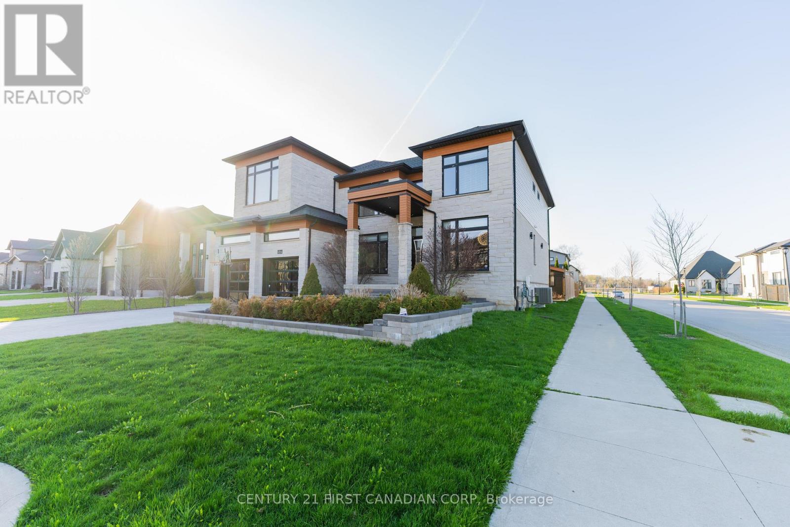 6584 French Avenue, London South, Ontario  N6P 0G5 - Photo 3 - X13071714