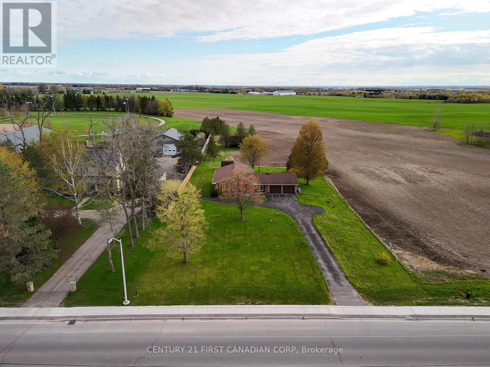 283 Main Street, Lucan Biddulph, Ontario  N0M 2J0 - Photo 19 - X13071744