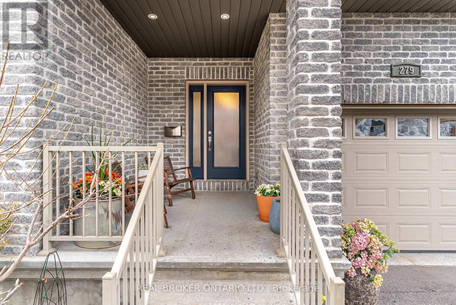 279 Currell Avenue, Ottawa, Ontario  K1Z 7J5 - Photo 2 - X13071490