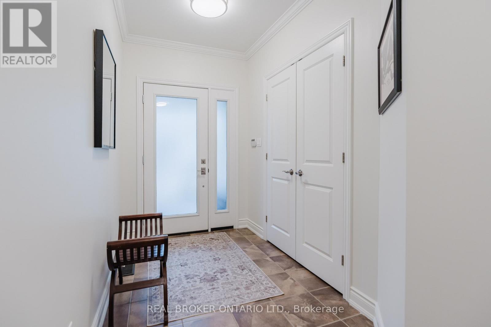 279 Currell Avenue, Ottawa, Ontario  K1Z 7J5 - Photo 3 - X13071490