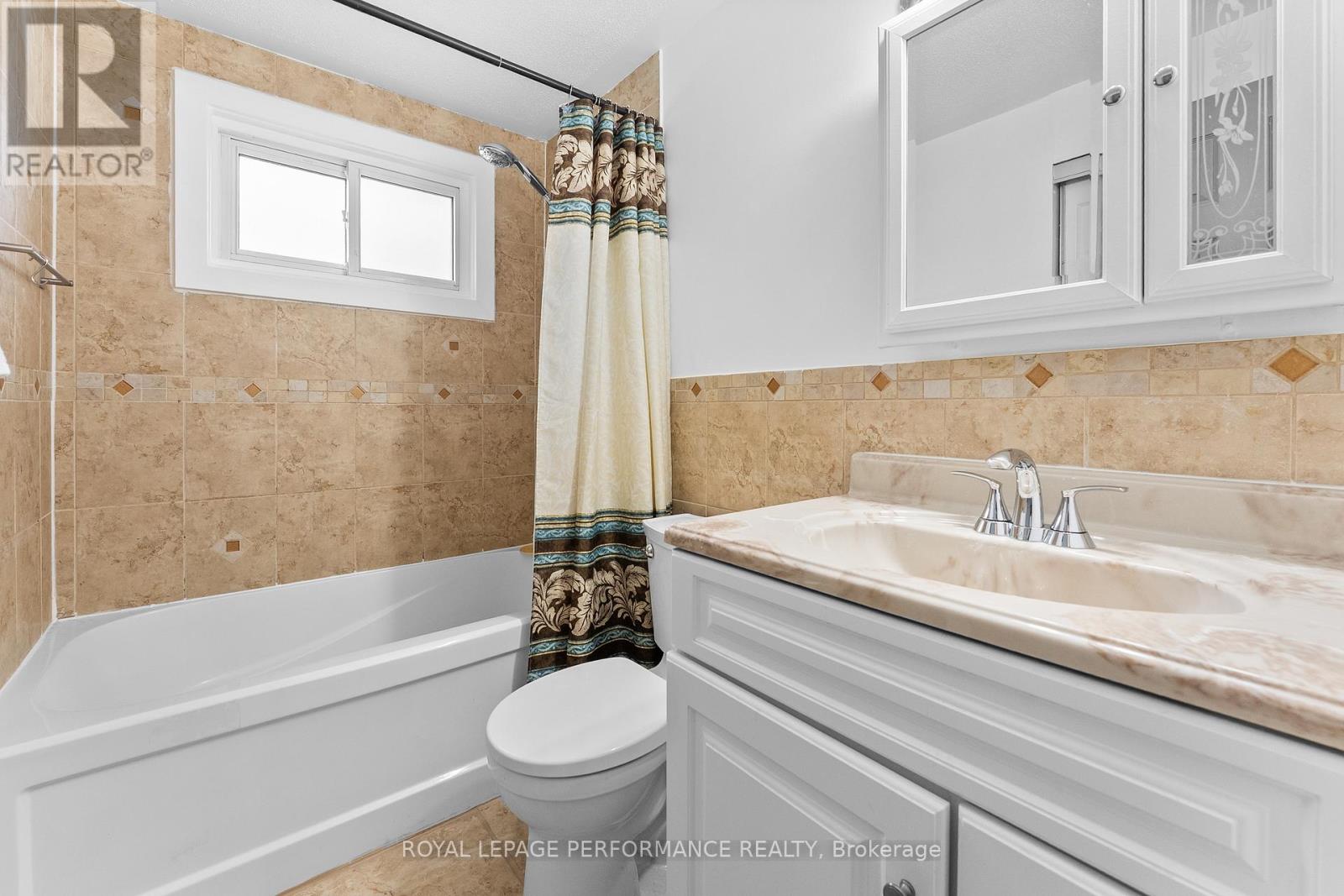 420 Hatfield Crescent, Ottawa, Ontario  K1E 1M8 - Photo 21 - X13071576
