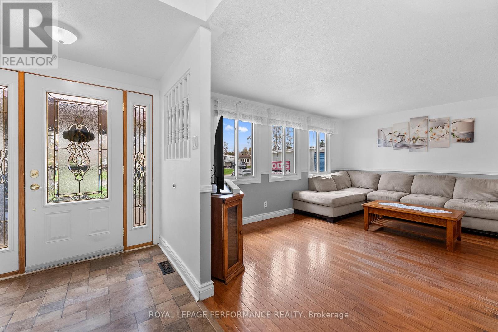 420 Hatfield Crescent, Ottawa, Ontario  K1E 1M8 - Photo 6 - X13071576