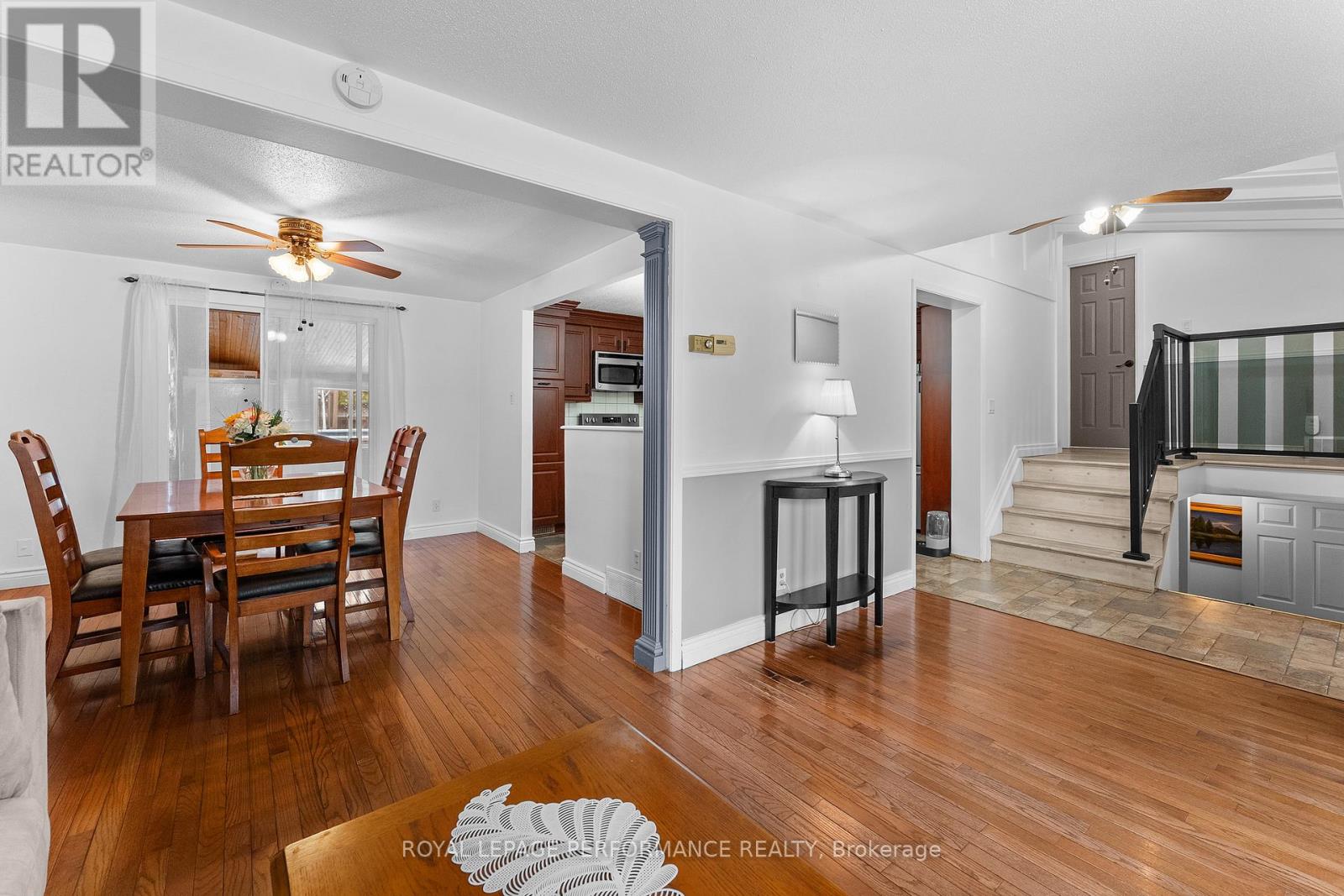 420 Hatfield Crescent, Ottawa, Ontario  K1E 1M8 - Photo 9 - X13071576