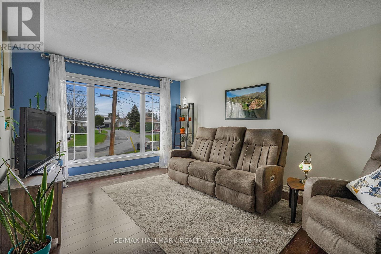 1235 Campeau Crescent, Clarence-Rockland, Ontario  K4K 1B6 - Photo 5 - X13071592