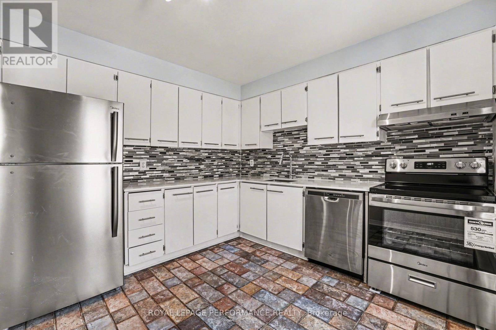 1367 Cedarcroft Crescent, Ottawa, Ontario  K1B 5G8 - Photo 7 - X13071798