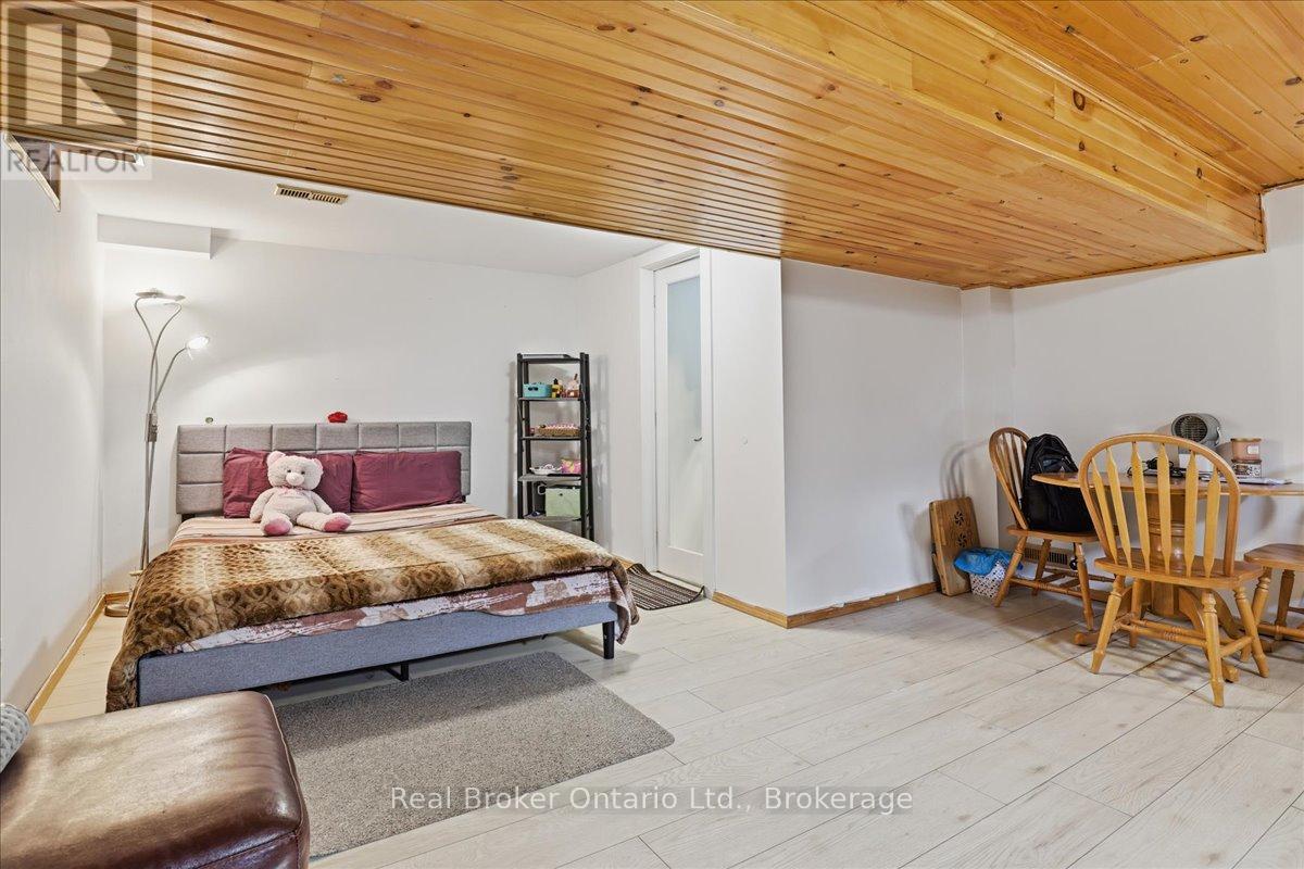 9 Holm Street, Cambridge, Ontario  N3C 3N3 - Photo 27 - X13071614