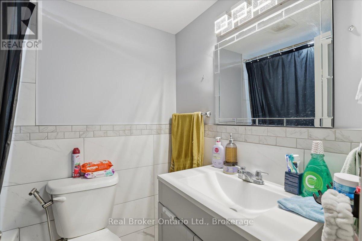 9 Holm Street, Cambridge, Ontario  N3C 3N3 - Photo 28 - X13071614