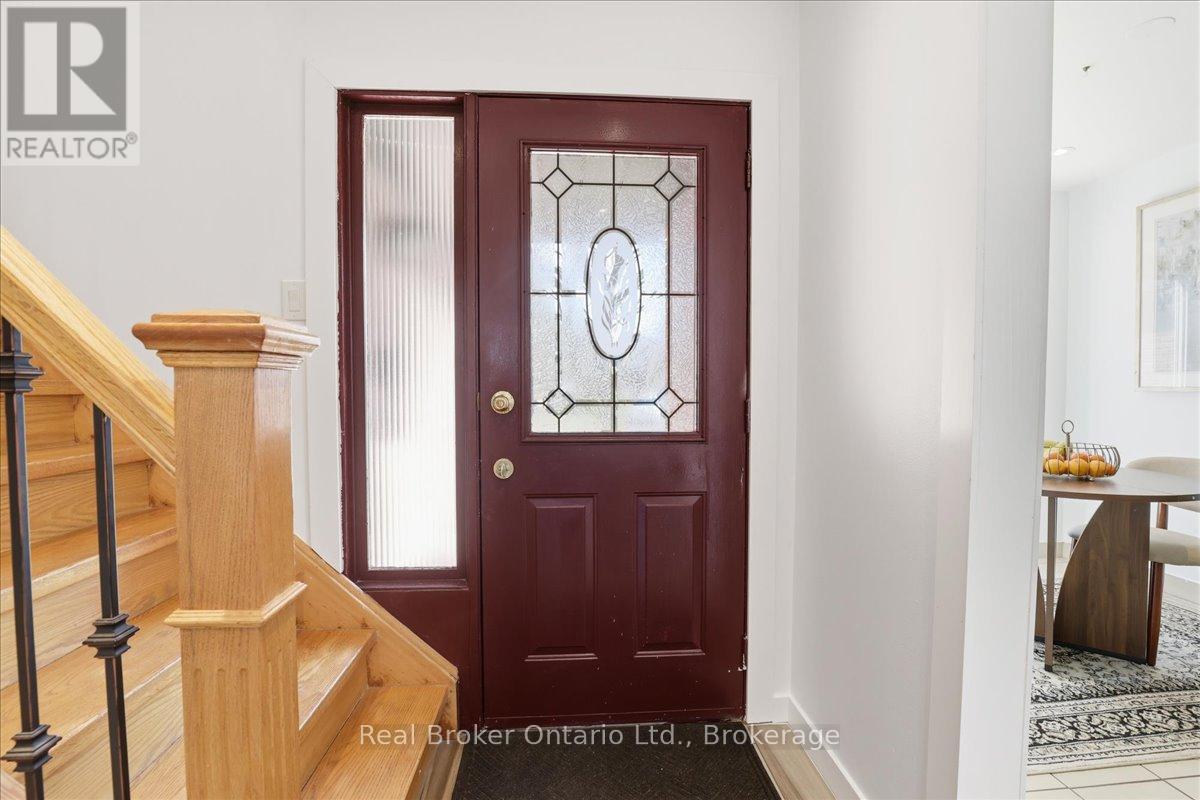 9 Holm Street, Cambridge, Ontario  N3C 3N3 - Photo 4 - X13071614