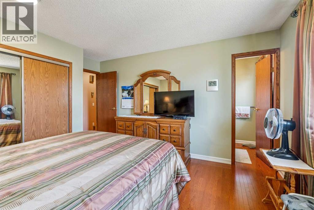 320 Whiteview Road NE, Calgary, Alberta  T1Y 1P8 - Photo 21 - A2307123