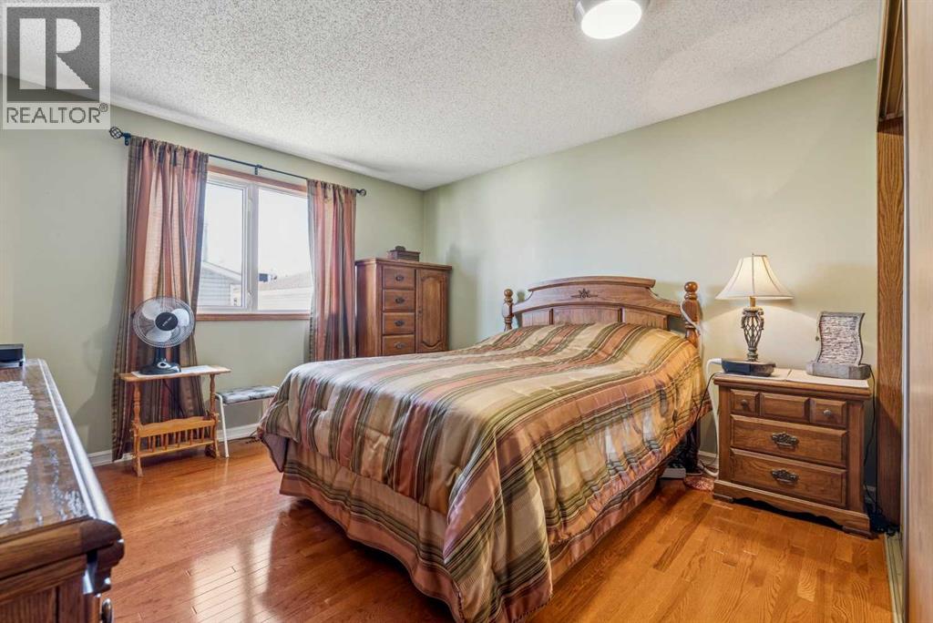 320 Whiteview Road NE, Calgary, Alberta  T1Y 1P8 - Photo 20 - A2307123