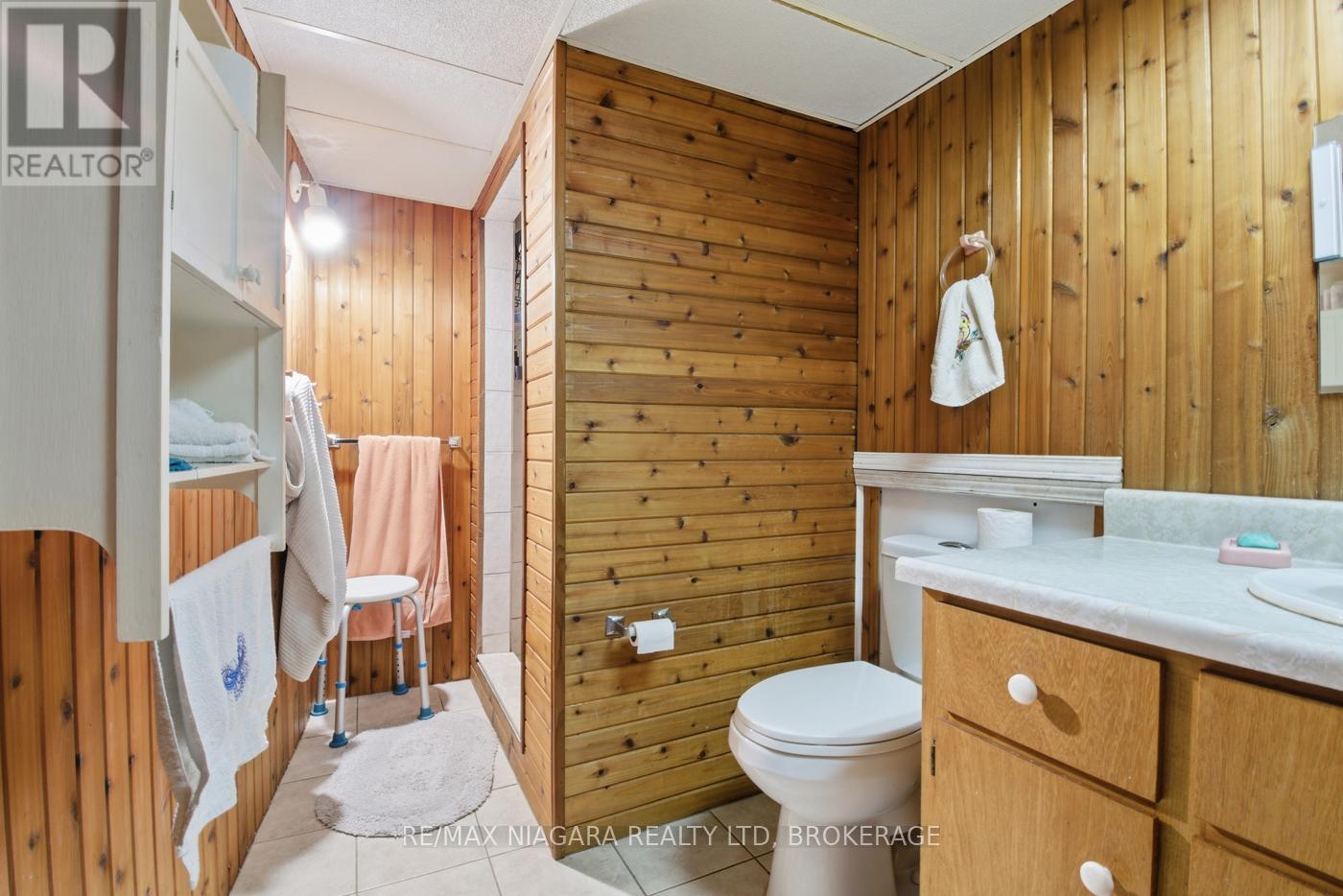 36 St Lawrence Drive, St. Catharines, Ontario  L2M 2T9 - Photo 22 - X13071626