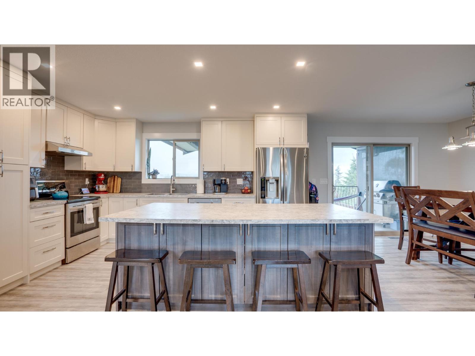 2640 Catherine Crescent, Armstrong, British Columbia  V4Y 0B3 - Photo 8 - 10385695