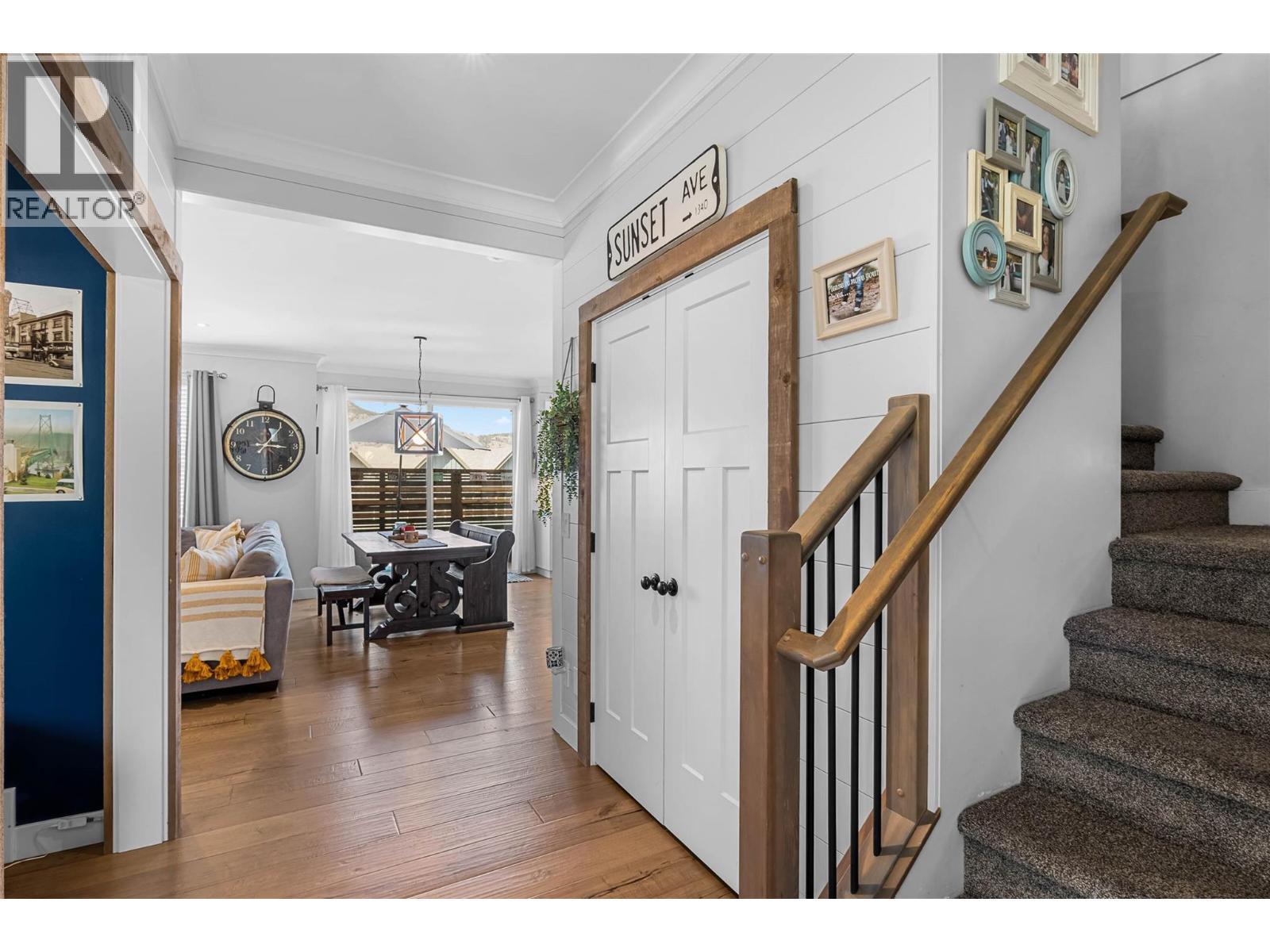 1559 Emerald Drive, Kamloops, British Columbia  V2E 0C4 - Photo 4 - 10385495