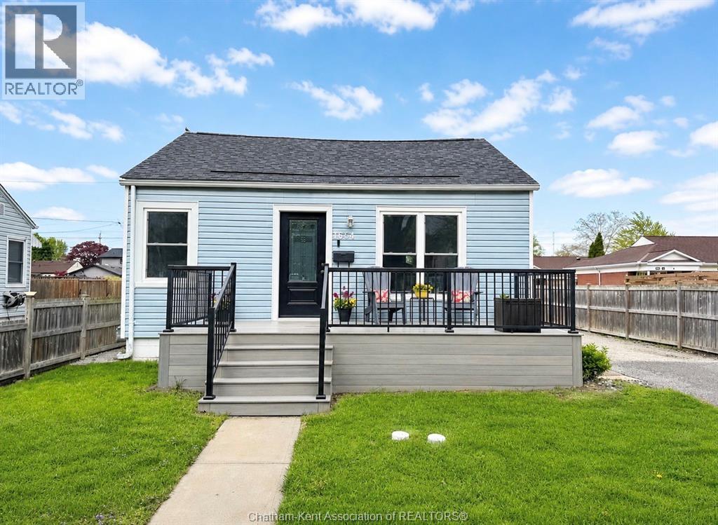 1654 Aubin ROAD, Windsor, Ontario