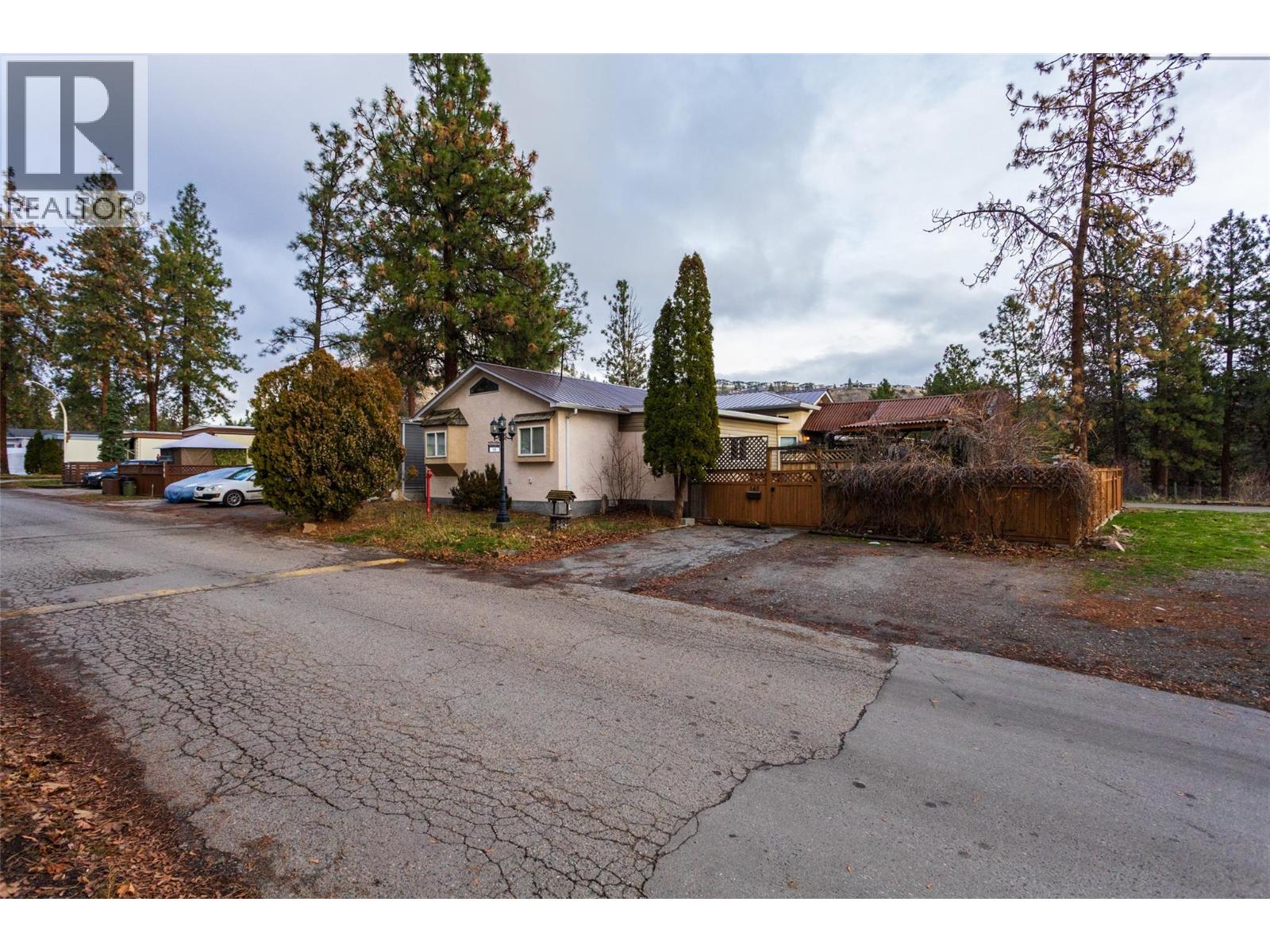 1999 Highway 97 S Unit# 145, West Kelowna, British Columbia  V1Z 1B2 - Photo 40 - 10370694