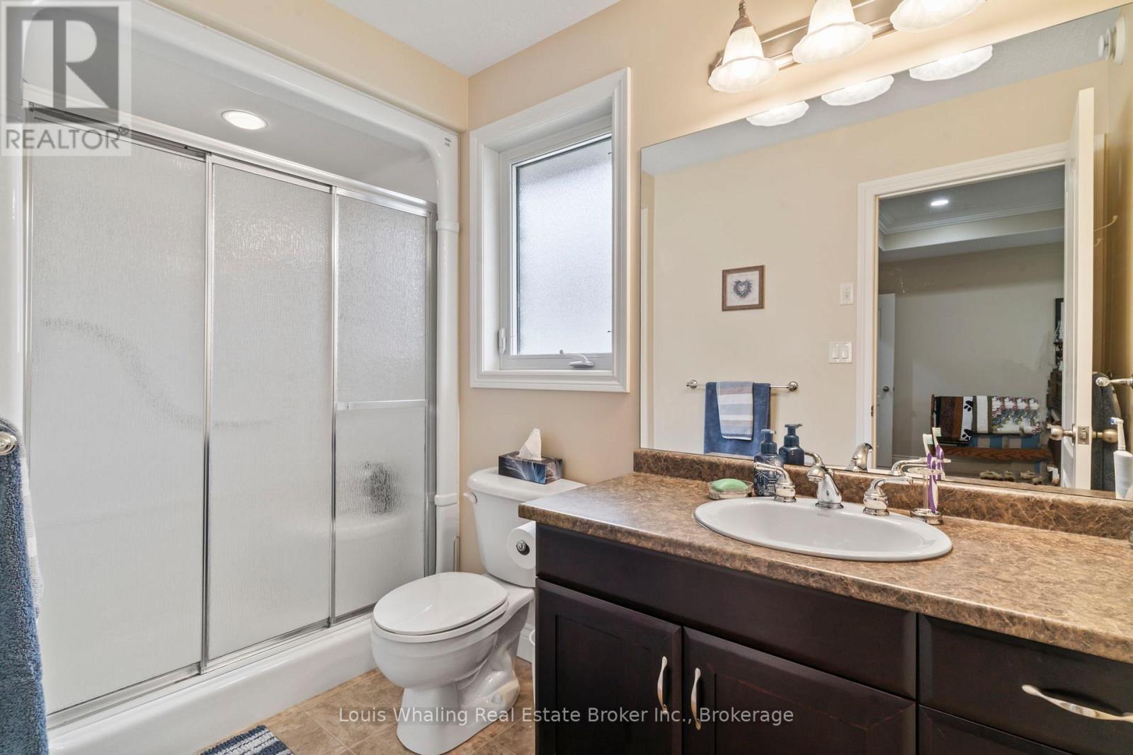 408 4th Street S, Hanover, Ontario  N4N 3V1 - Photo 10 - X13071476