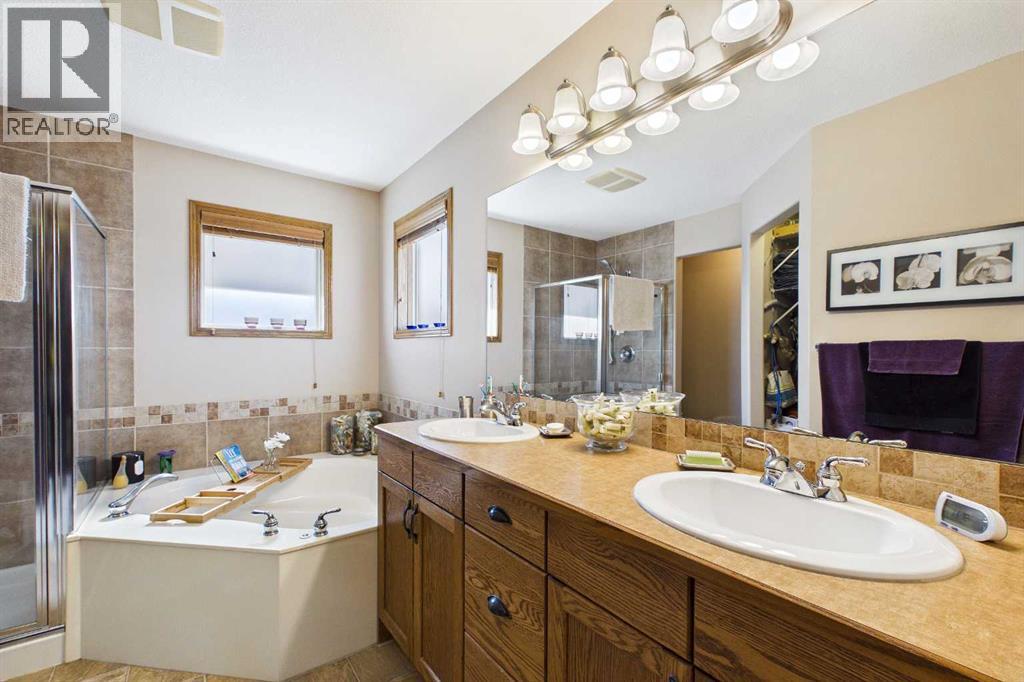 551 Tuscany Ravine Road NW, Calgary, Alberta  T3L 3B1 - Photo 23 - A2305772
