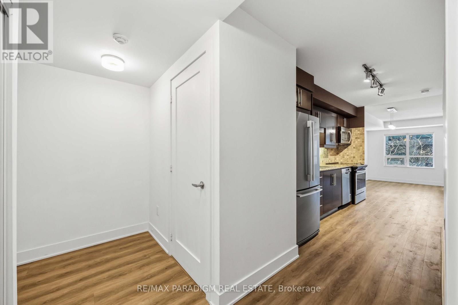 219 - 20 Blue Jays Way, Toronto, Ontario  M5V 3W6 - Photo 4 - C13071474
