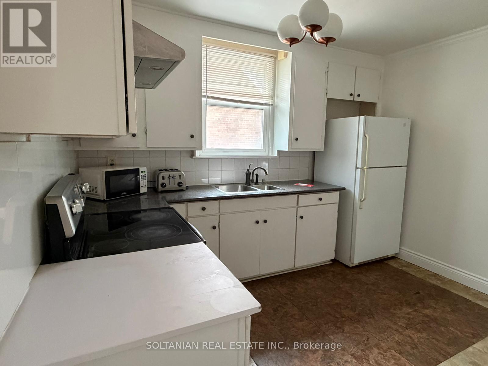 197 Finch Avenue E, Toronto, Ontario  M2N 4S1 - Photo 11 - C13071488