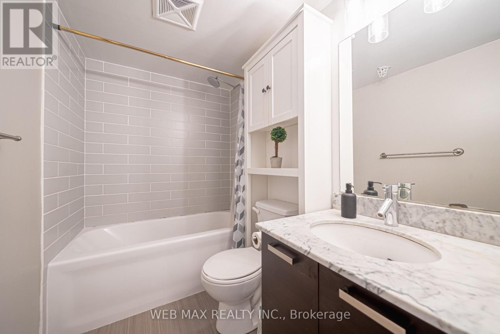 205 - 36 Lisgar Street W, Toronto, Ontario  M6J 0C7 - Photo 2 - C13071712