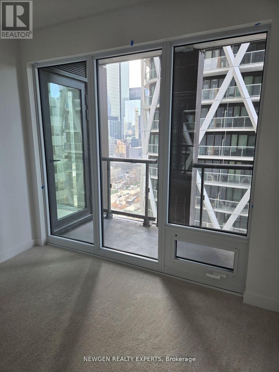 1705 - 238 Simcoe Street, Toronto, Ontario  M5T 0E2 - Photo 9 - C13071752