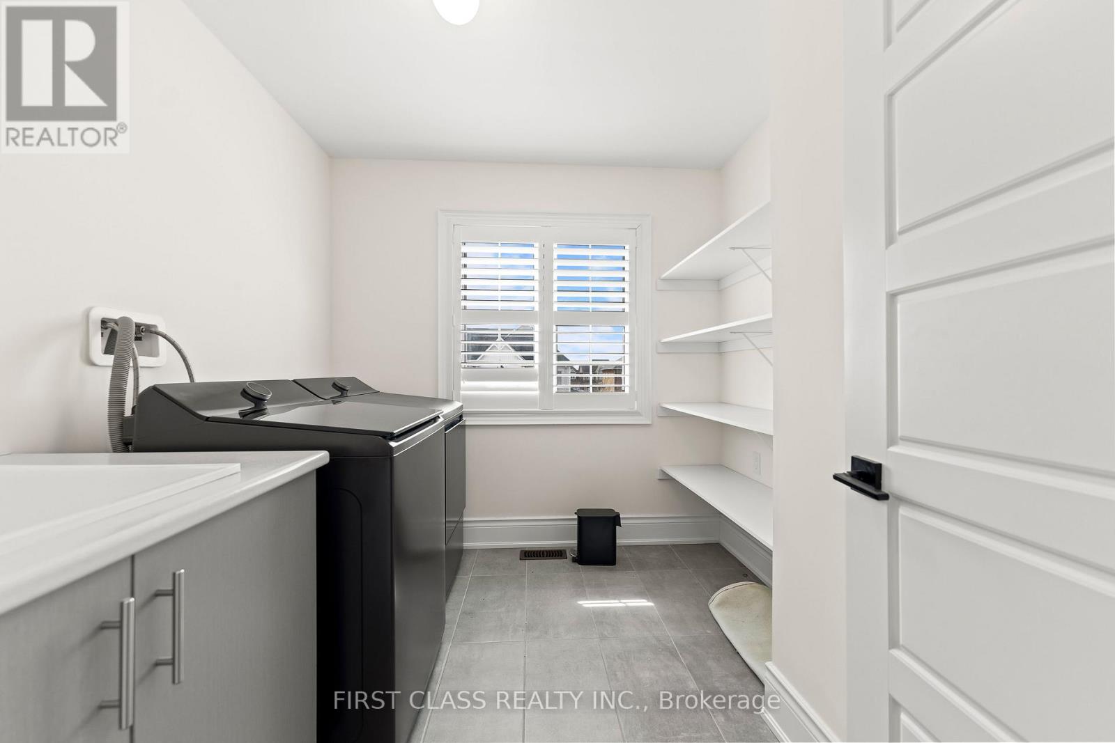 92 Grady Drive, Clarington, Ontario  L1B 1G9 - Photo 28 - E13071520