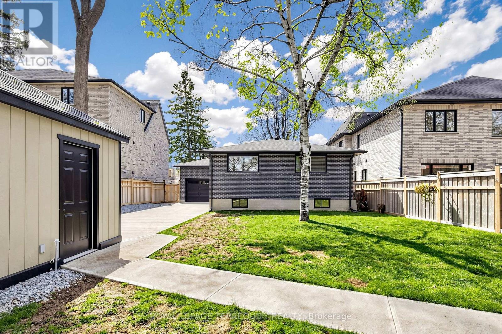 811 Fairview Avenue, Pickering, Ontario  L1W 1M7 - Photo 27 - E13071630