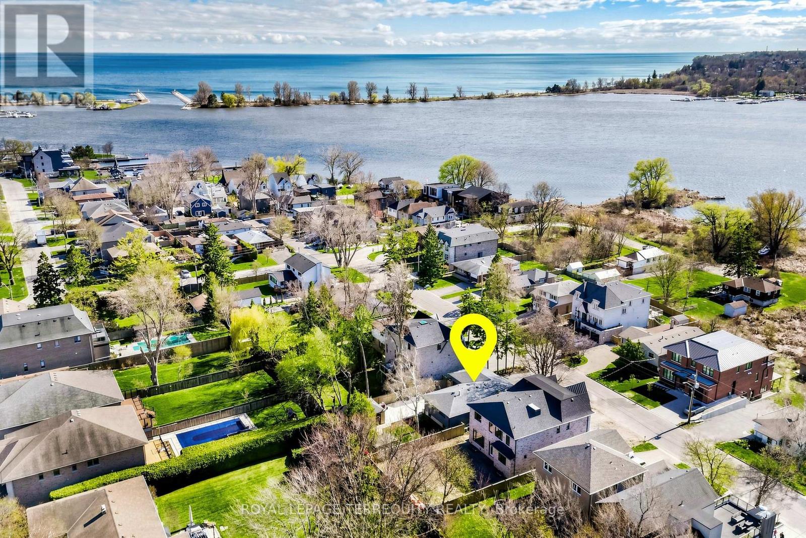 811 Fairview Avenue, Pickering, Ontario  L1W 1M7 - Photo 28 - E13071630