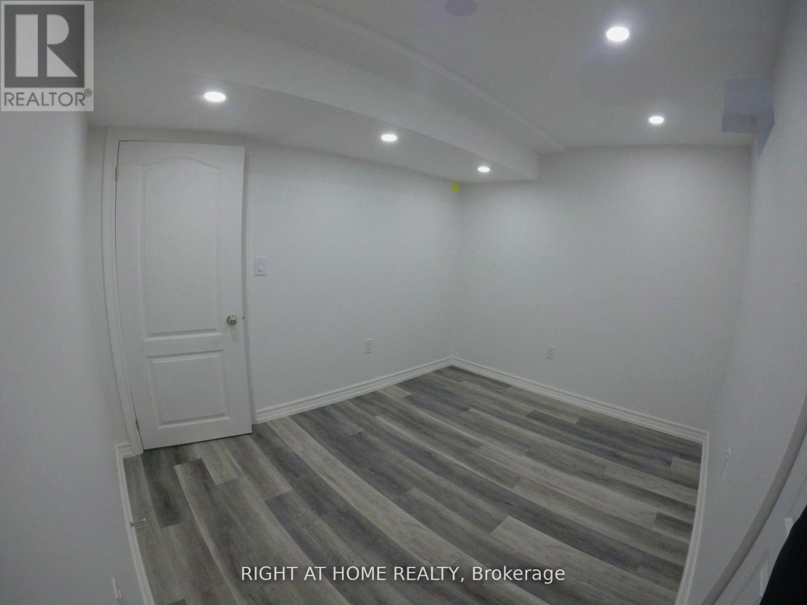 Lower - 1446 Cordick Street, Oshawa, Ontario  L1K 0K2 - Photo 9 - E13071776