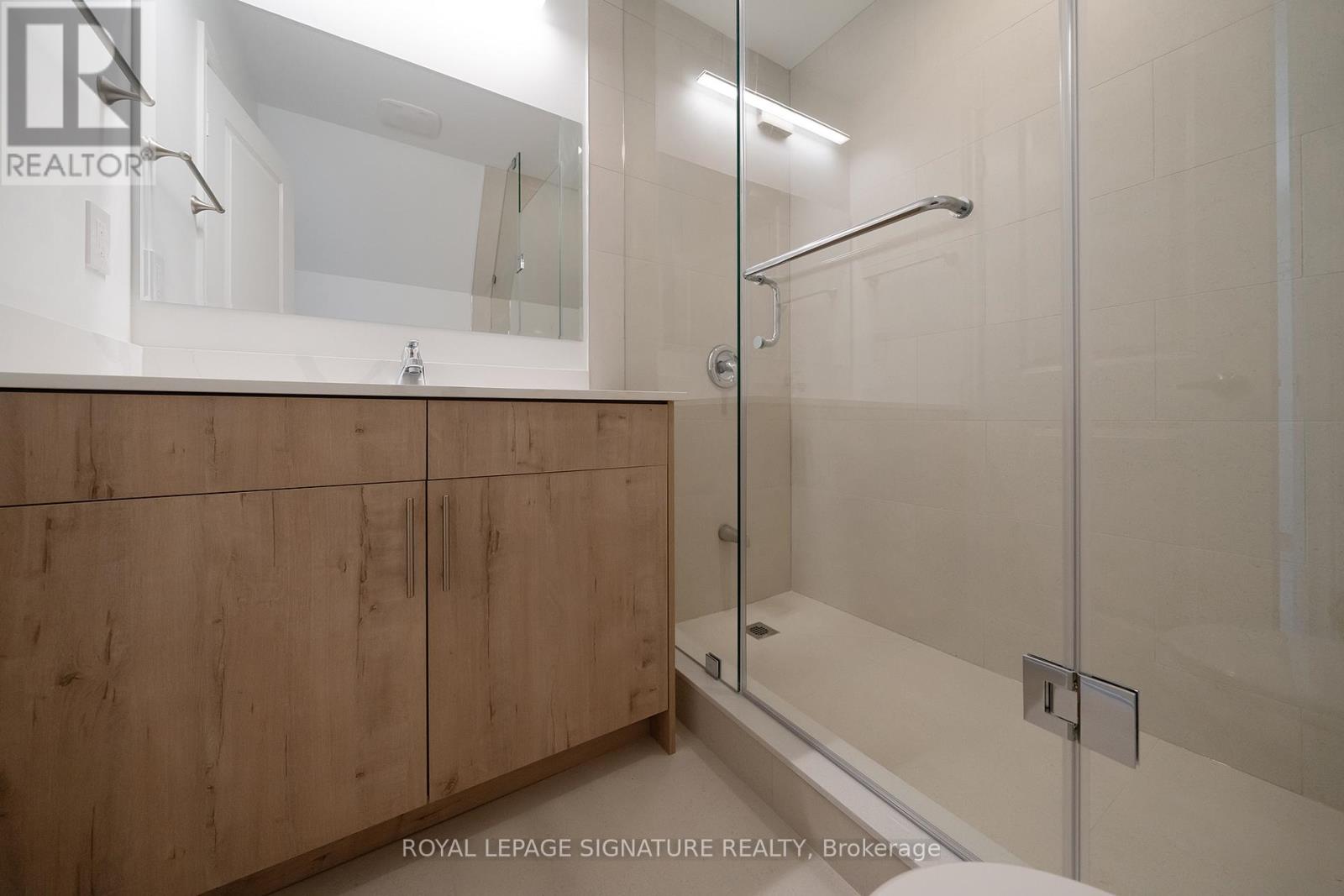 4 - 2052 Pharmacy Avenue, Toronto, Ontario  M1T 1H8 - Photo 11 - E13071810