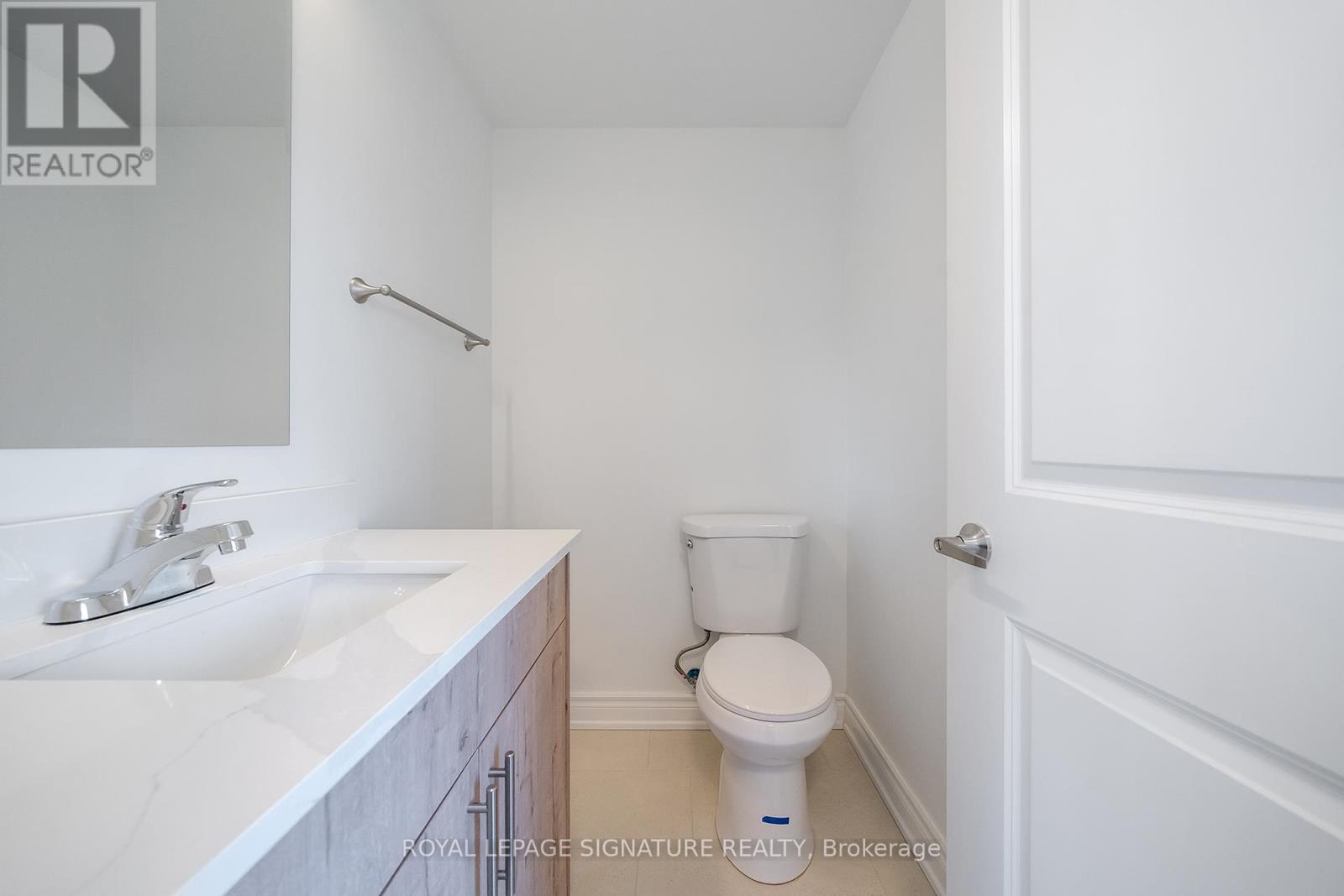 4 - 2052 Pharmacy Avenue, Toronto, Ontario  M1T 1H8 - Photo 6 - E13071810