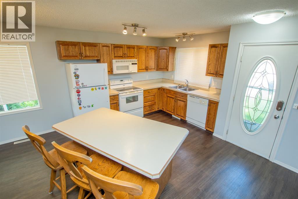 9823 96 Avenue, Grande Prairie, Alberta  T8V 0L8 - Photo 6 - A2291171