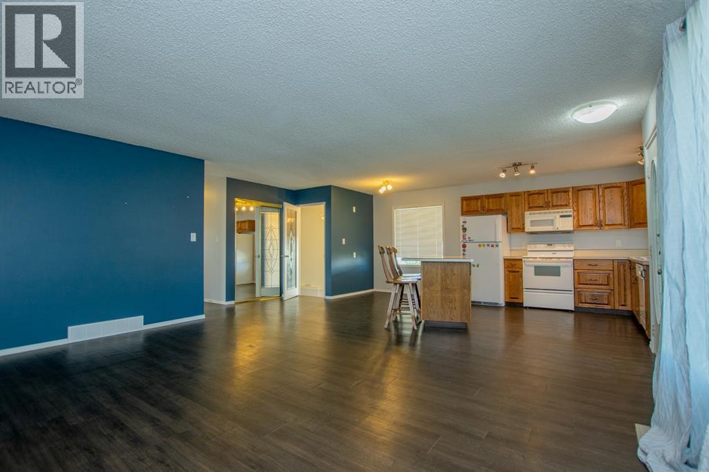 9823 96 Avenue, Grande Prairie, Alberta  T8V 0L8 - Photo 7 - A2291171