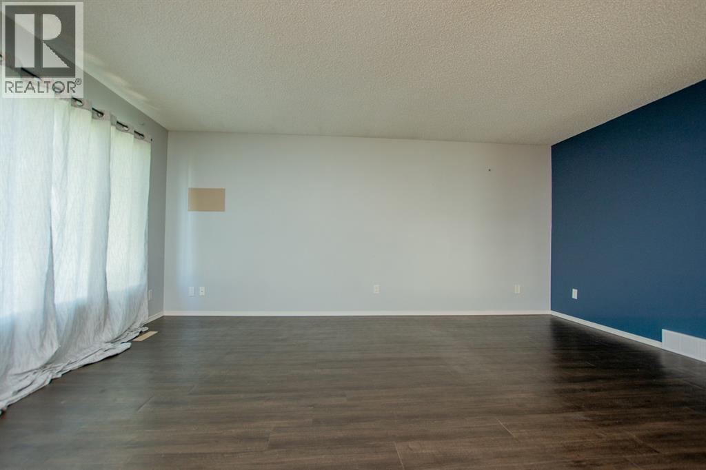 9823 96 Avenue, Grande Prairie, Alberta  T8V 0L8 - Photo 9 - A2291171