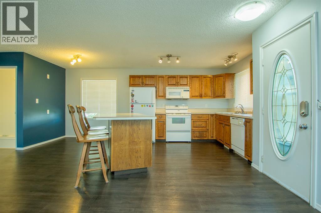 9823 96 Avenue, Grande Prairie, Alberta  T8V 0L8 - Photo 5 - A2291171
