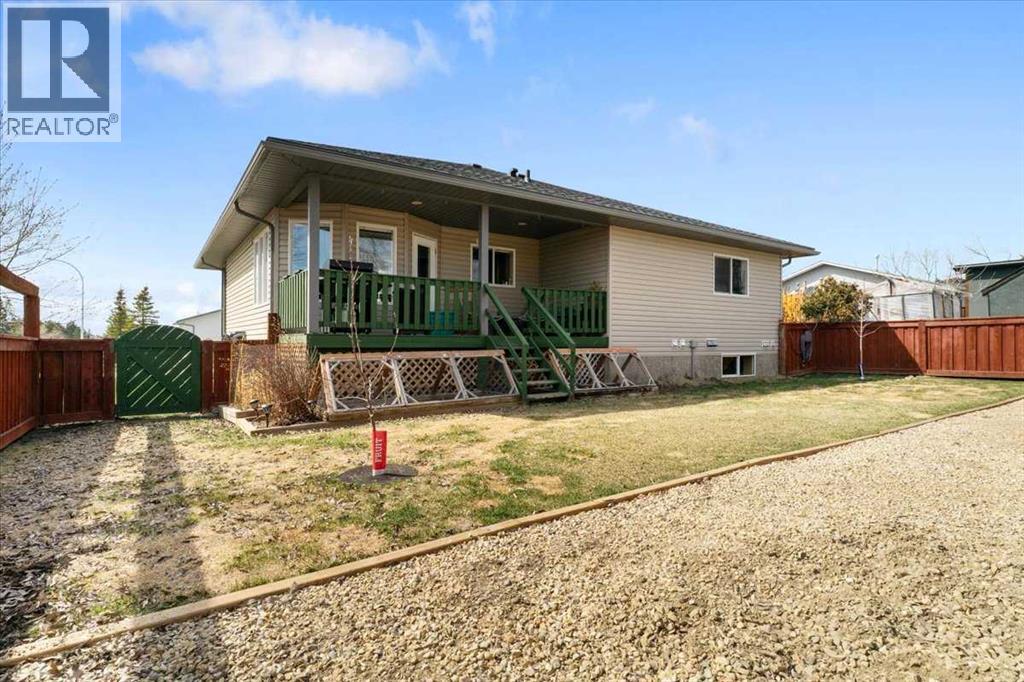 1114 3 Avenue W, Beaverlodge, Alberta  T0H 0C0 - Photo 28 - A2306983