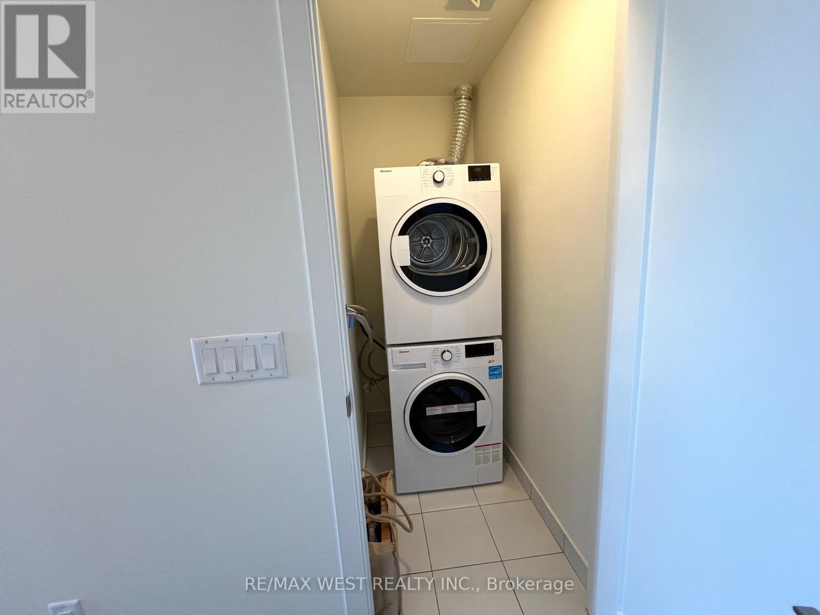 1505 - 89 Church Street S, Toronto, Ontario  M5C 0B7 - Photo 13 - C13071668